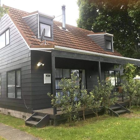 Hirangi Cottage Turangi Exterior photo